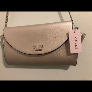 🆕Guess silver small purse NEW‼️